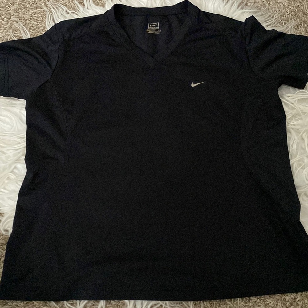 COPY - Nike dri fit top